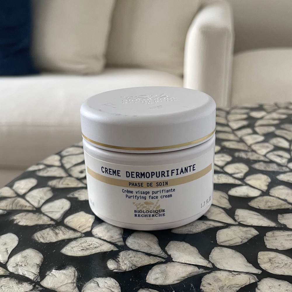 Biologique Recherche Creme Dermopurifiante - White

Slightly used